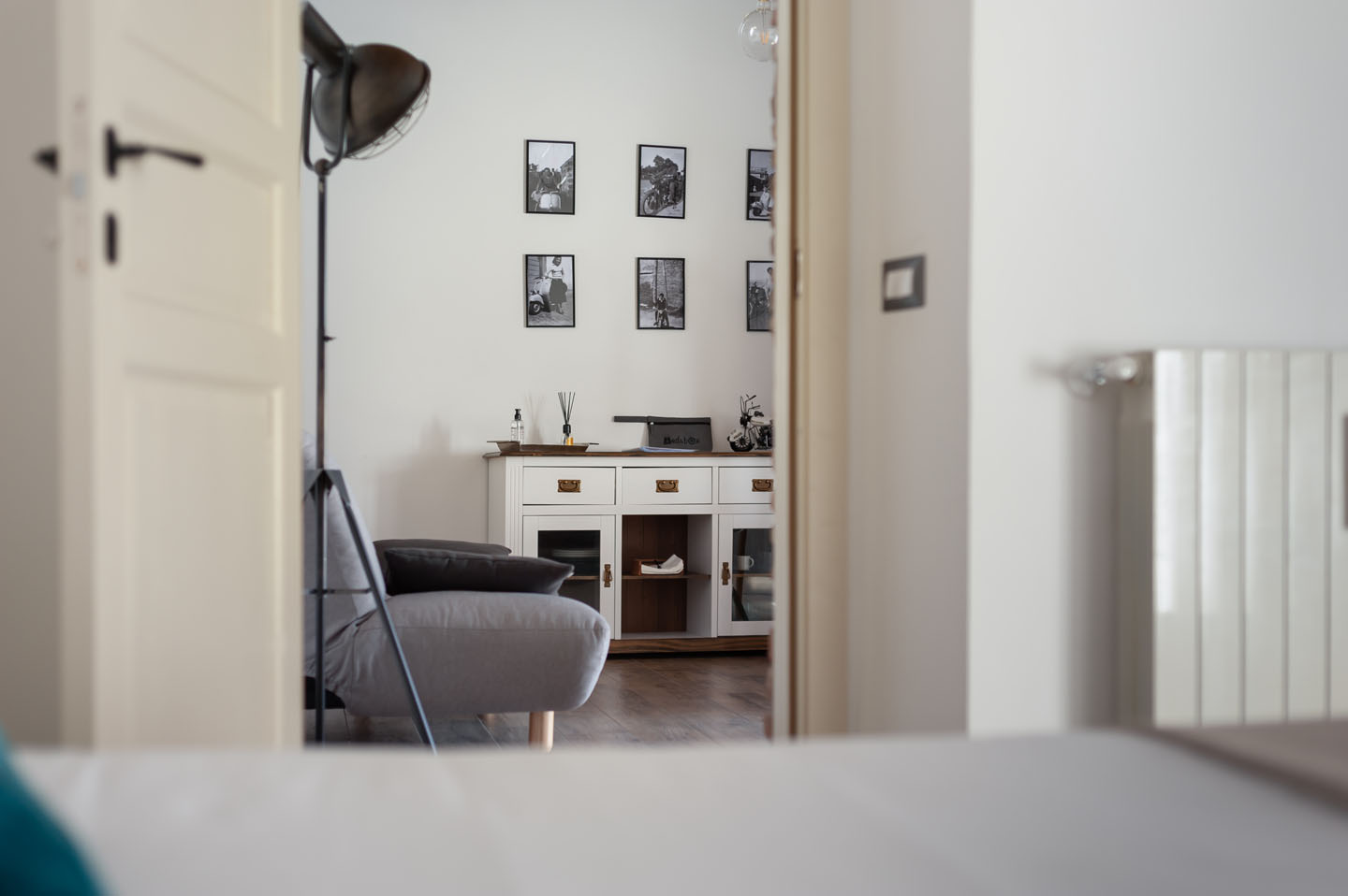 Bed & box gallery image